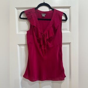 Ann Taylor Fuchsia Size 2 Silk Blend Ruffle Neckline Women’s Sleeveless Blouse